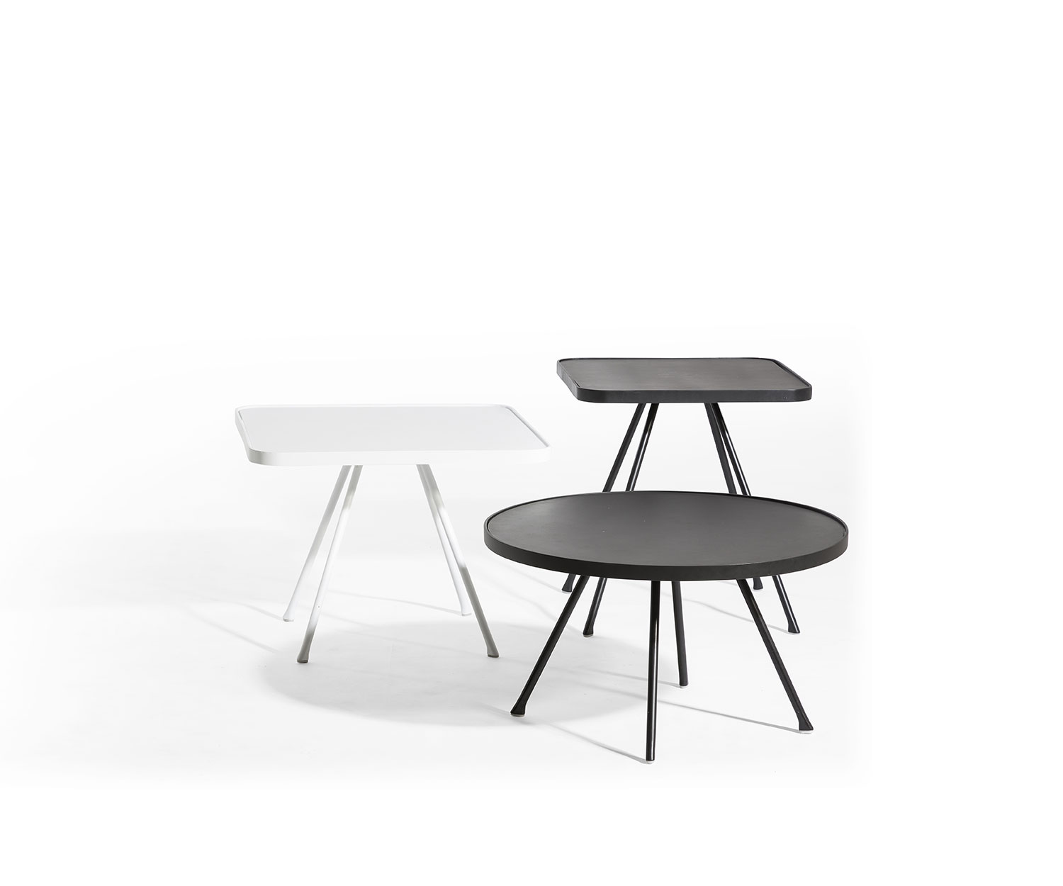 Oasiq Attol Aluminium Table d'appoint Oasiq Attol Aluminium Table d'appoint