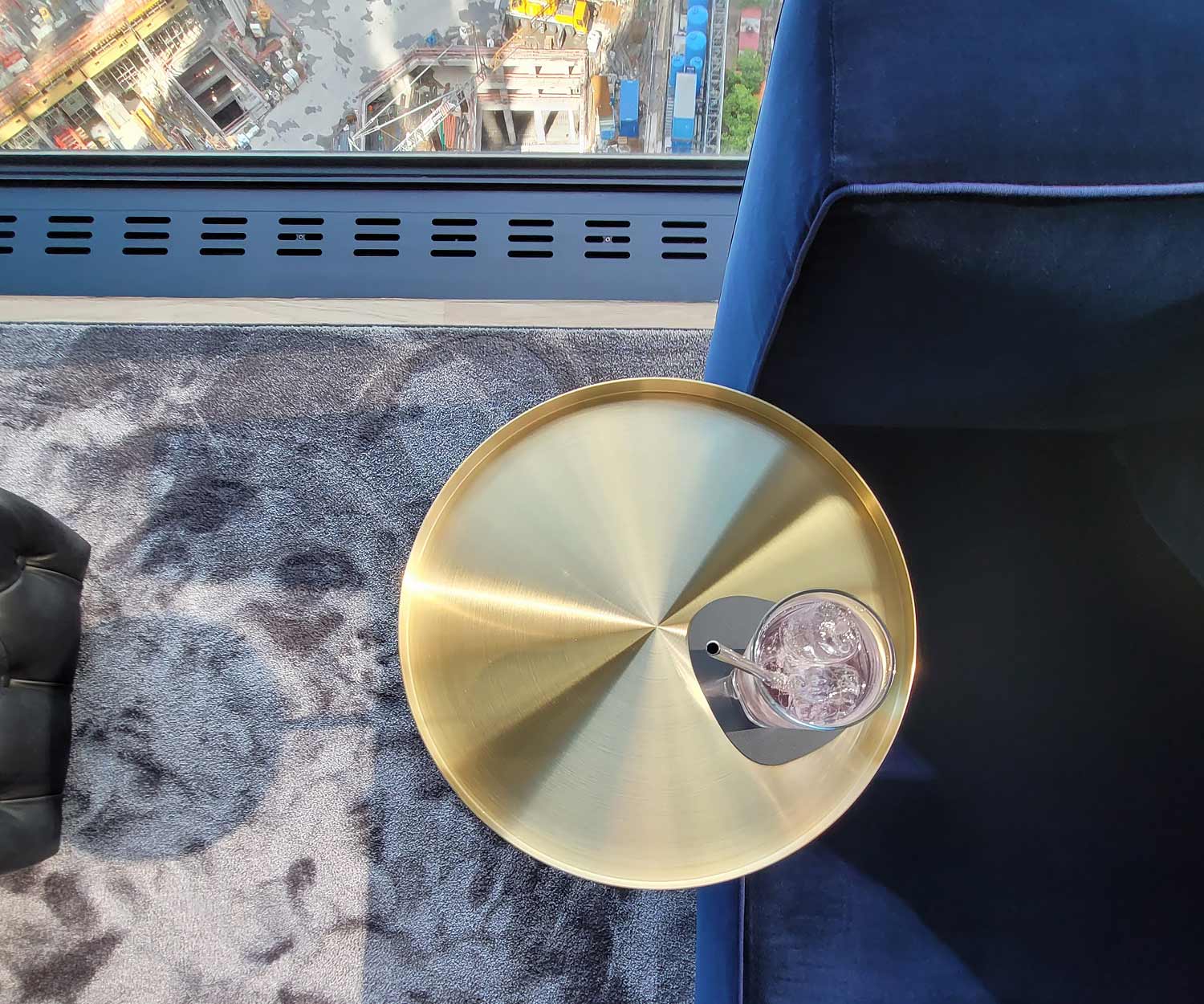 Table d'appoint moderne ronde or Table d'appoint moderne ronde or