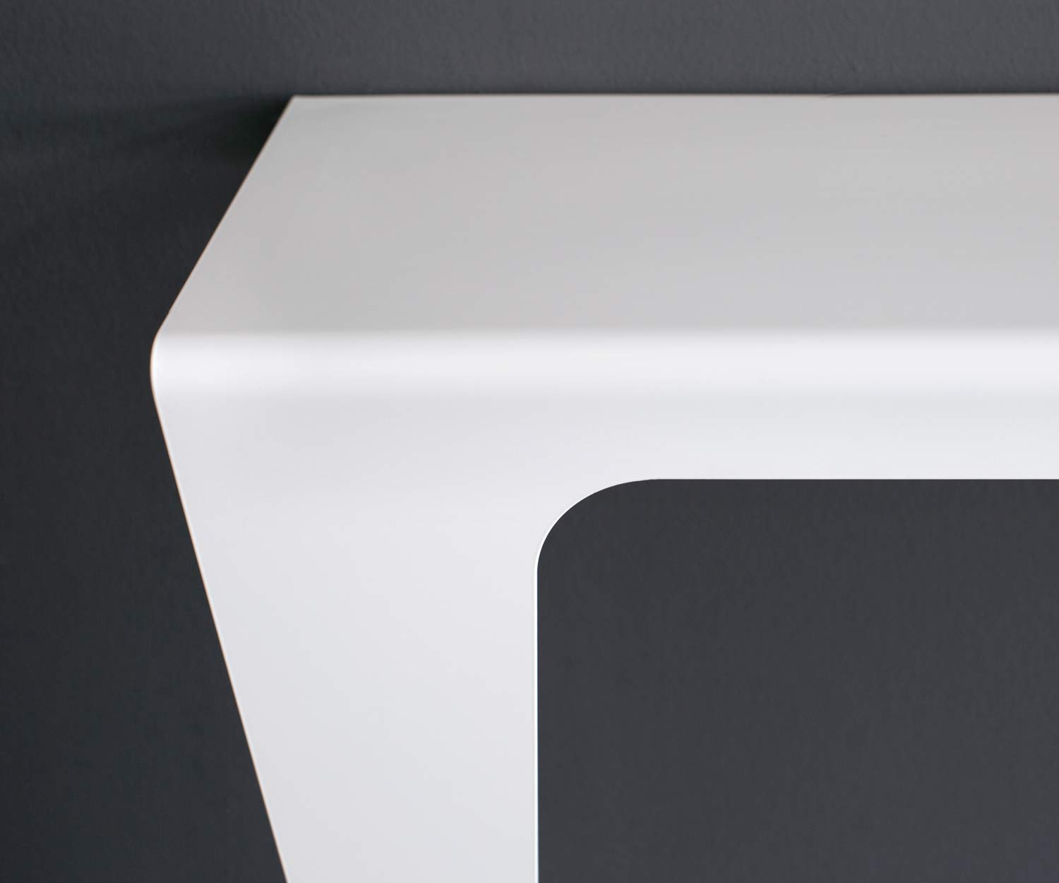 Design élégant et fin pour le couloir avec un encombrement réduit MEME Design Console Design élégant et fin pour le couloir avec un encombrement réduit MEME Design Console