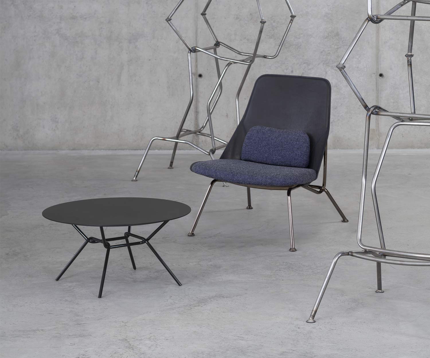 Prostoria Fauteuil Steam bleu avec table d'appoint Prostoria Fauteuil Steam bleu avec table d'appoint