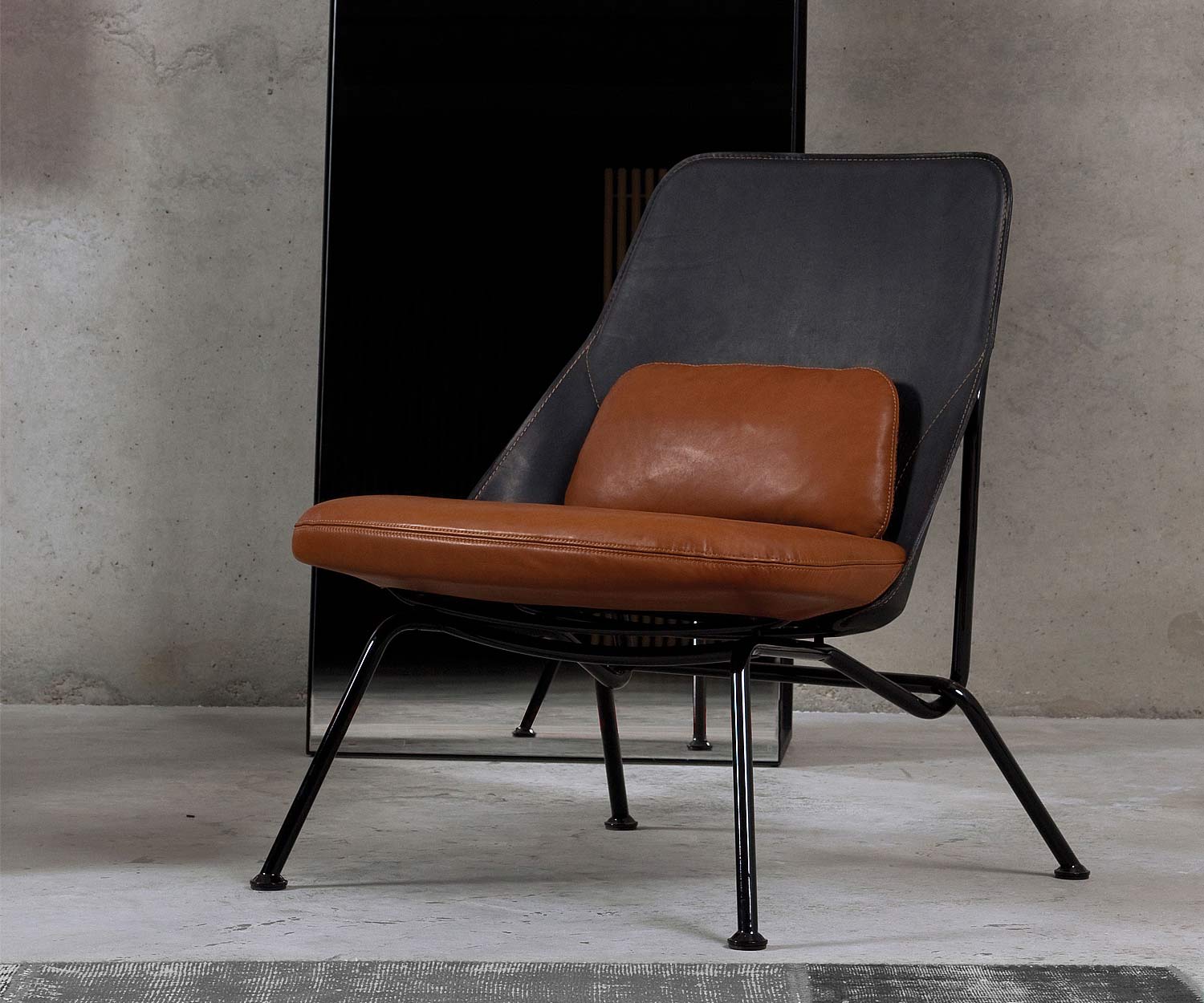 Prostoria Strain fauteuil cognac anthracite chrome noir Prostoria Strain fauteuil cognac anthracite chrome noir