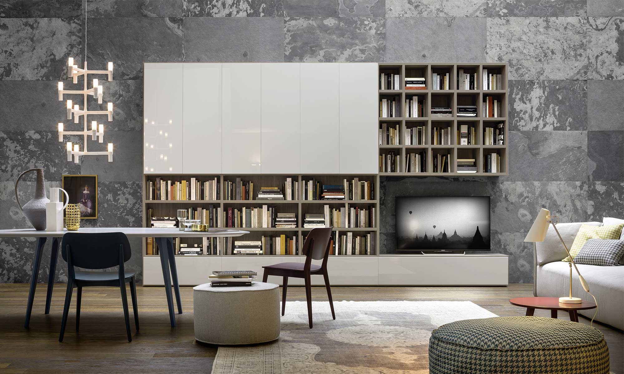 livearea about img livearea about img