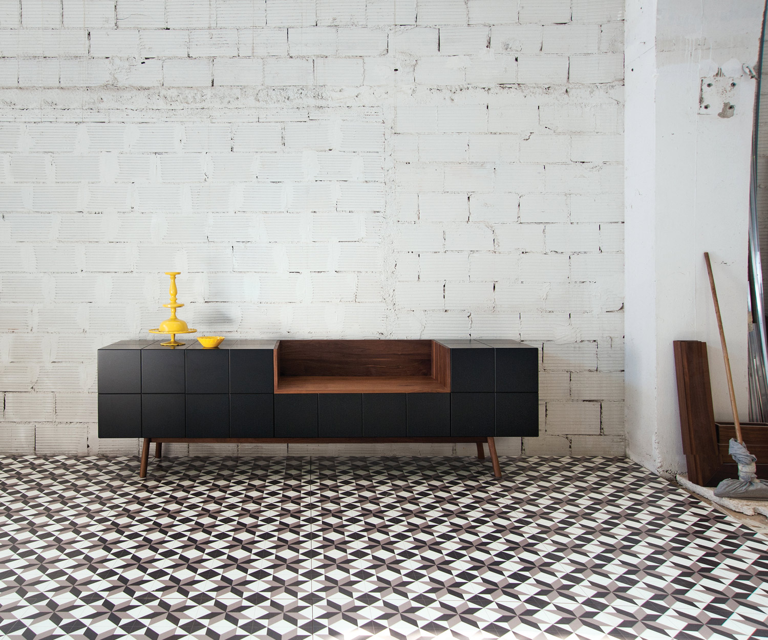 Exclusif al2 Sideboard design MOS I KO 003 A avec compartiment ouvert en bois massif Exclusif al2 Sideboard design MOS I KO 003 A avec compartiment ouvert en bois massif