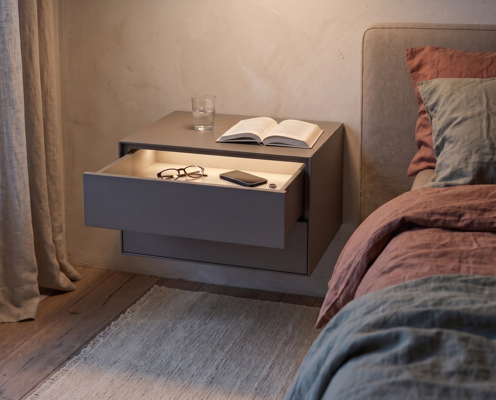 Exclusif Livitalia Table de nuit design Ecletto avec 2 tiroirs en blanc Exclusif Livitalia Table de nuit design Ecletto avec 2 tiroirs en blanc