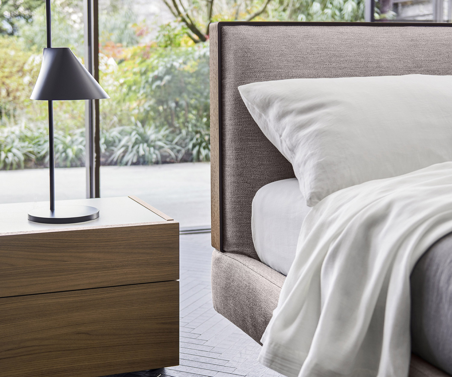 Confortable Livitalia Design Lit Décor Cadre avec housse grise Confortable Livitalia Design Lit Décor Cadre avec housse grise