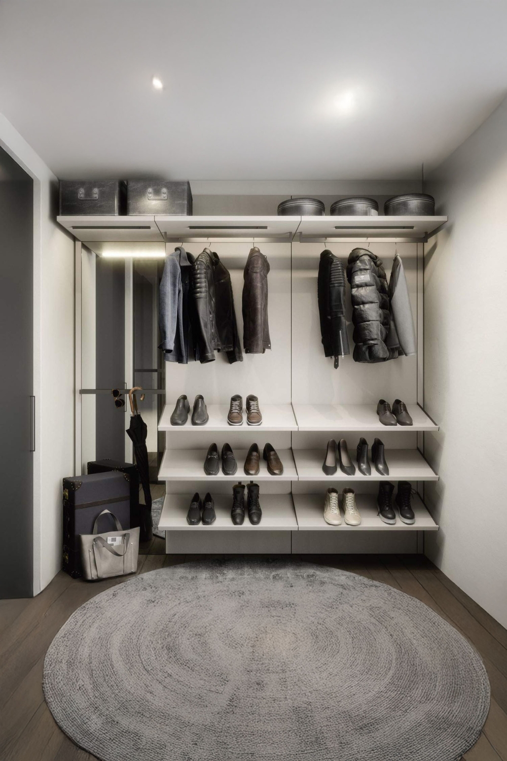 dressing lumineux pour petit couloir