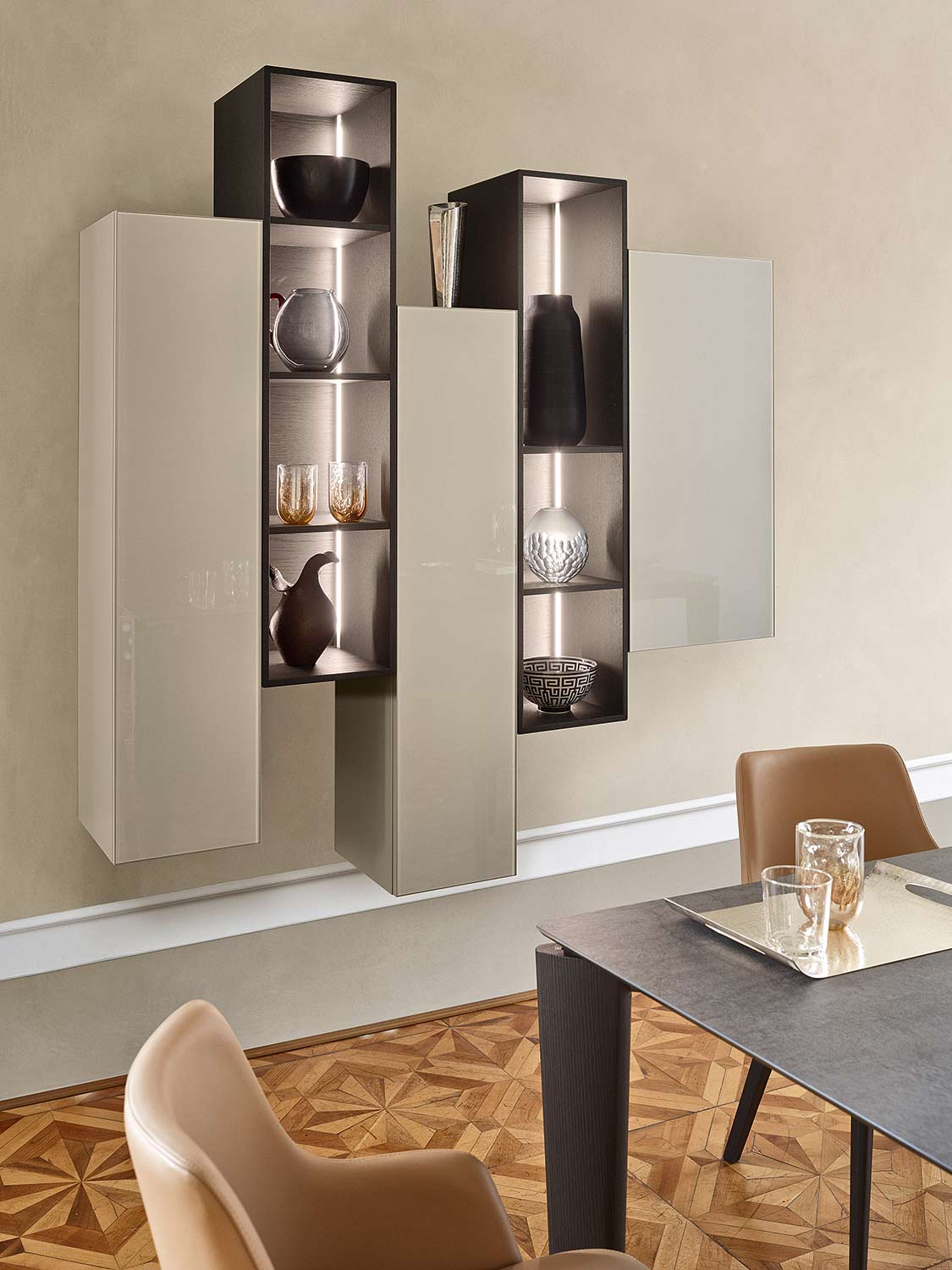 armoires suspendues en verre éclairé armoires suspendues en verre éclairé