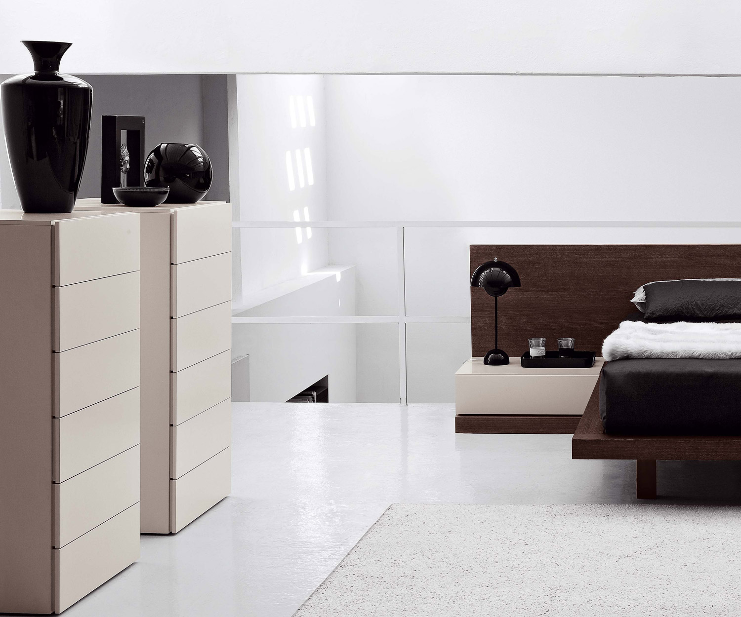 Novamobili Commode Easy 6 tiroirs au sol Novamobili Commode Easy 6 tiroirs au sol