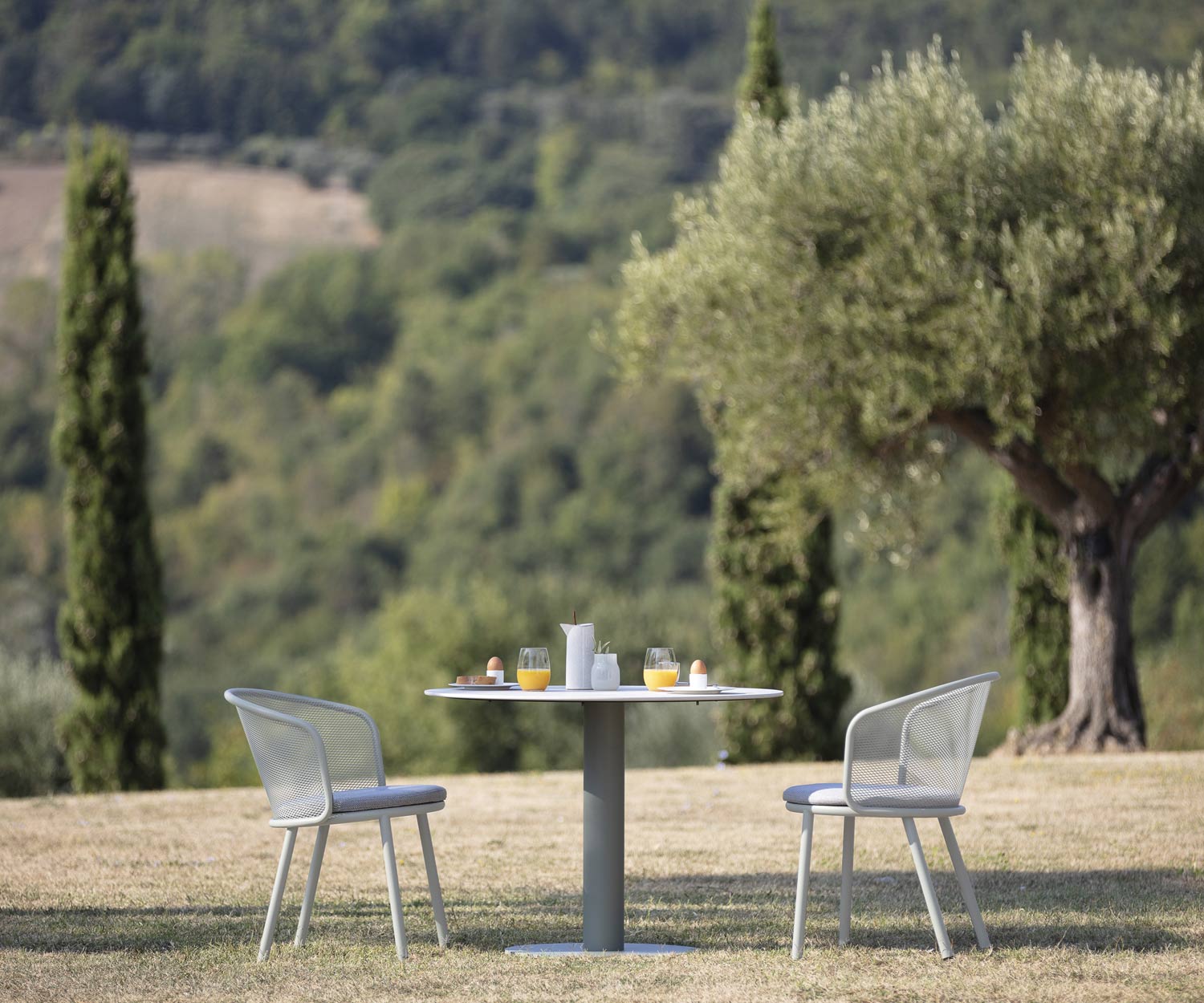Moderne Todus Baza Chaise de balcon design avec structure anthracite et revêtement en tissu gris Moderne Todus Baza Chaise de balcon design avec structure anthracite et revêtement en tissu gris