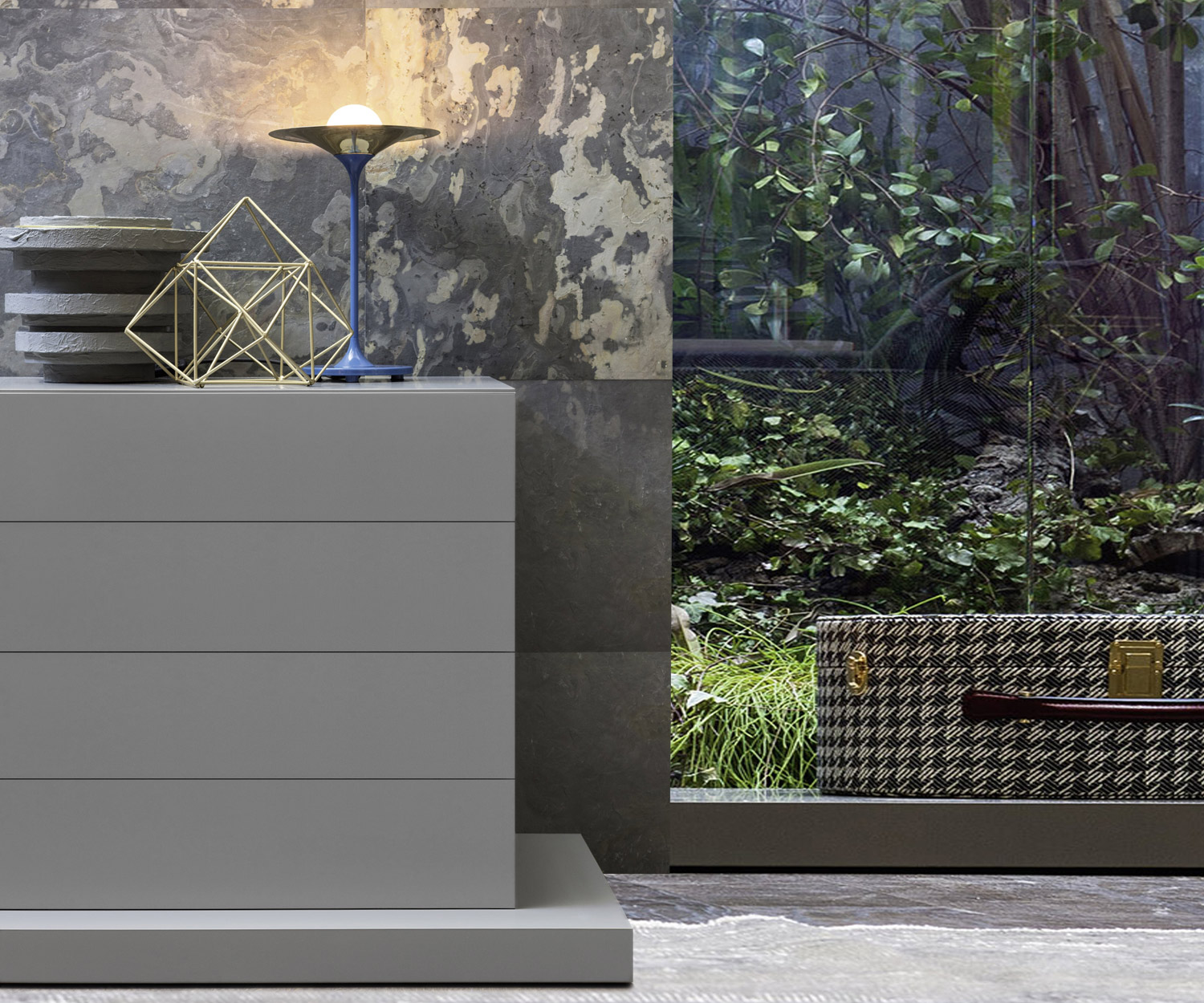 Novamobili Commode Easy 4 tiroirs gris clair sur piédestal Novamobili Commode Easy 4 tiroirs gris clair sur piédestal