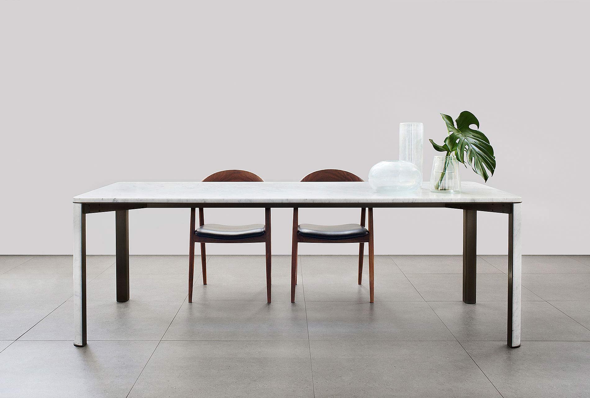 Design table à manger en marbre de carrare Design table à manger en marbre de carrare