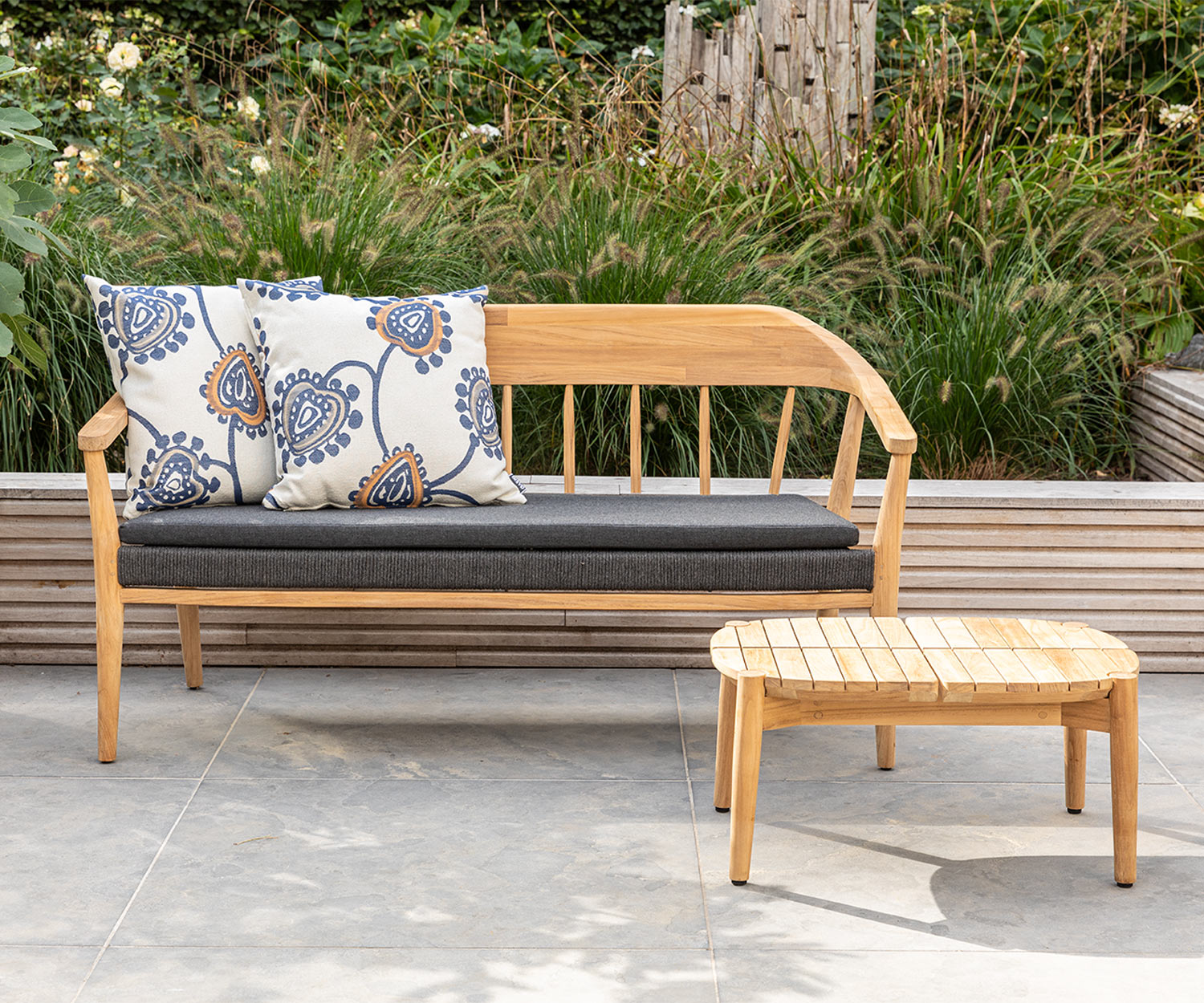 Moderne Oasiq Copenhagen Table basse de jardin design sur quatre pieds Moderne Oasiq Copenhagen Table basse de jardin design sur quatre pieds