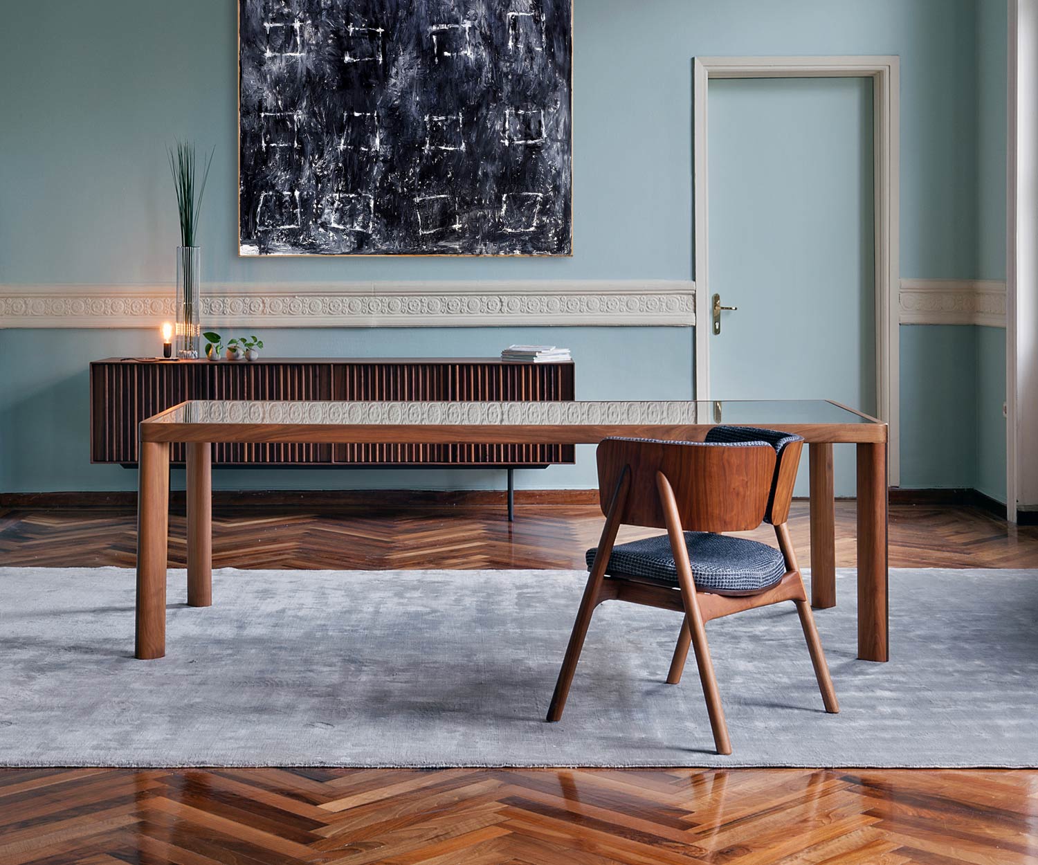 Table de salle à manger design et moderne al2 ka bera 001 b Vue de face dans la salle à manger Table de salle à manger design et moderne al2 ka bera 001 b Vue de face dans la salle à manger