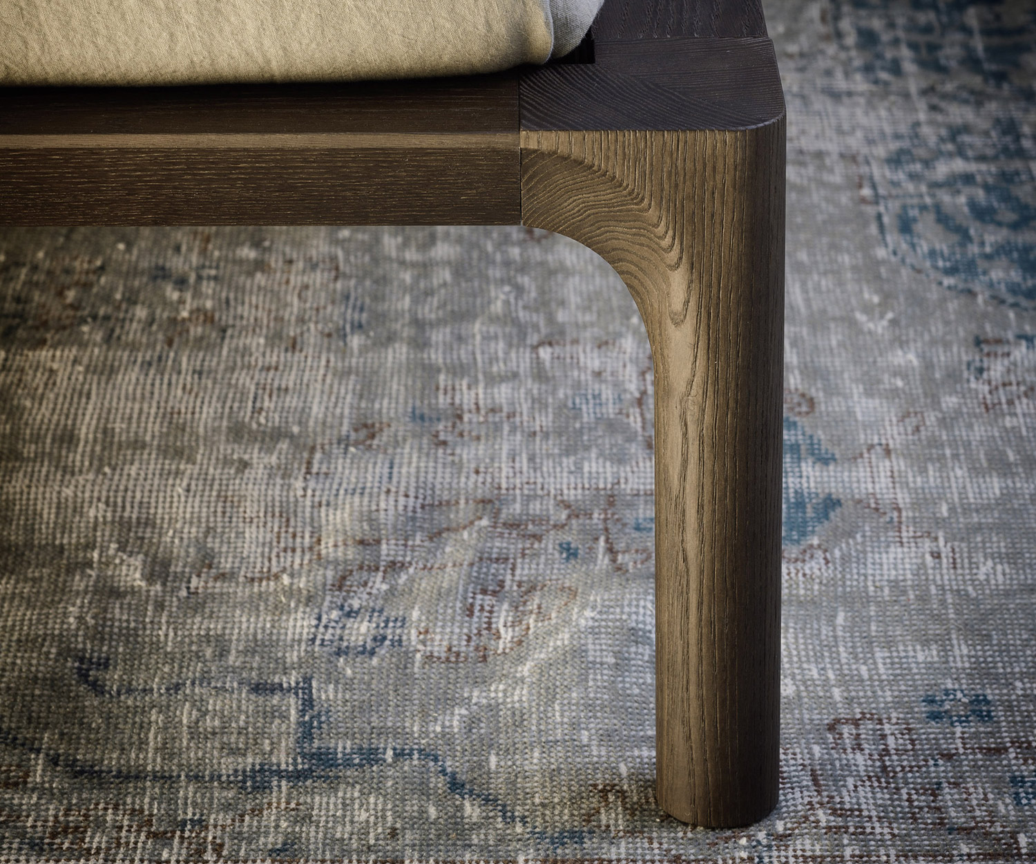 Haute qualité Novamobili Lit Park Cadre de lit en bois massif Haute qualité Novamobili Lit Park Cadre de lit en bois massif