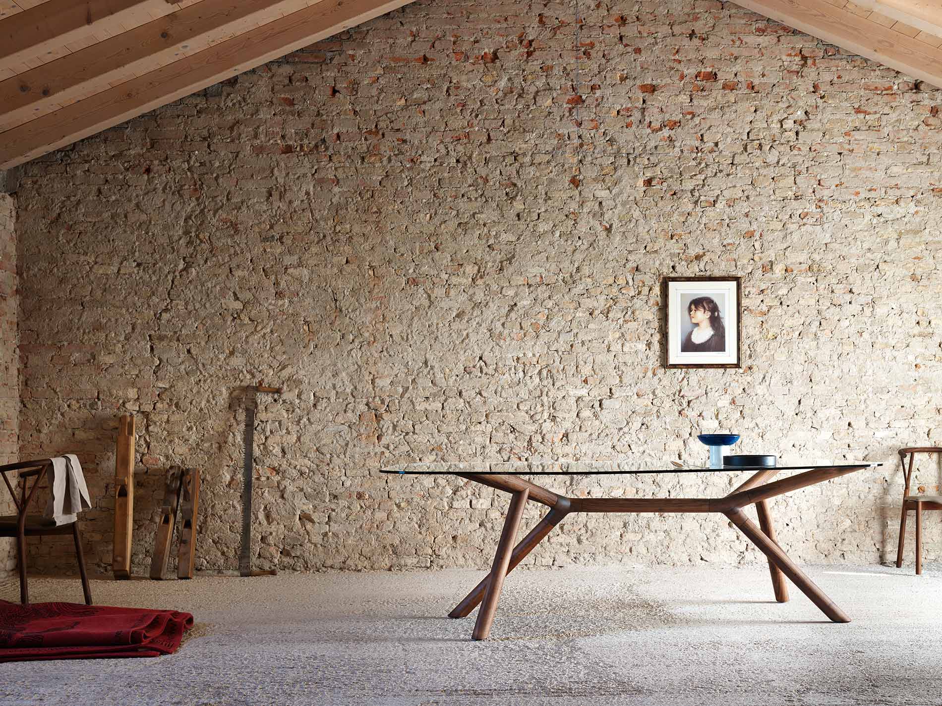 Table en bois et verre design d'Italie Table en bois et verre design d'Italie