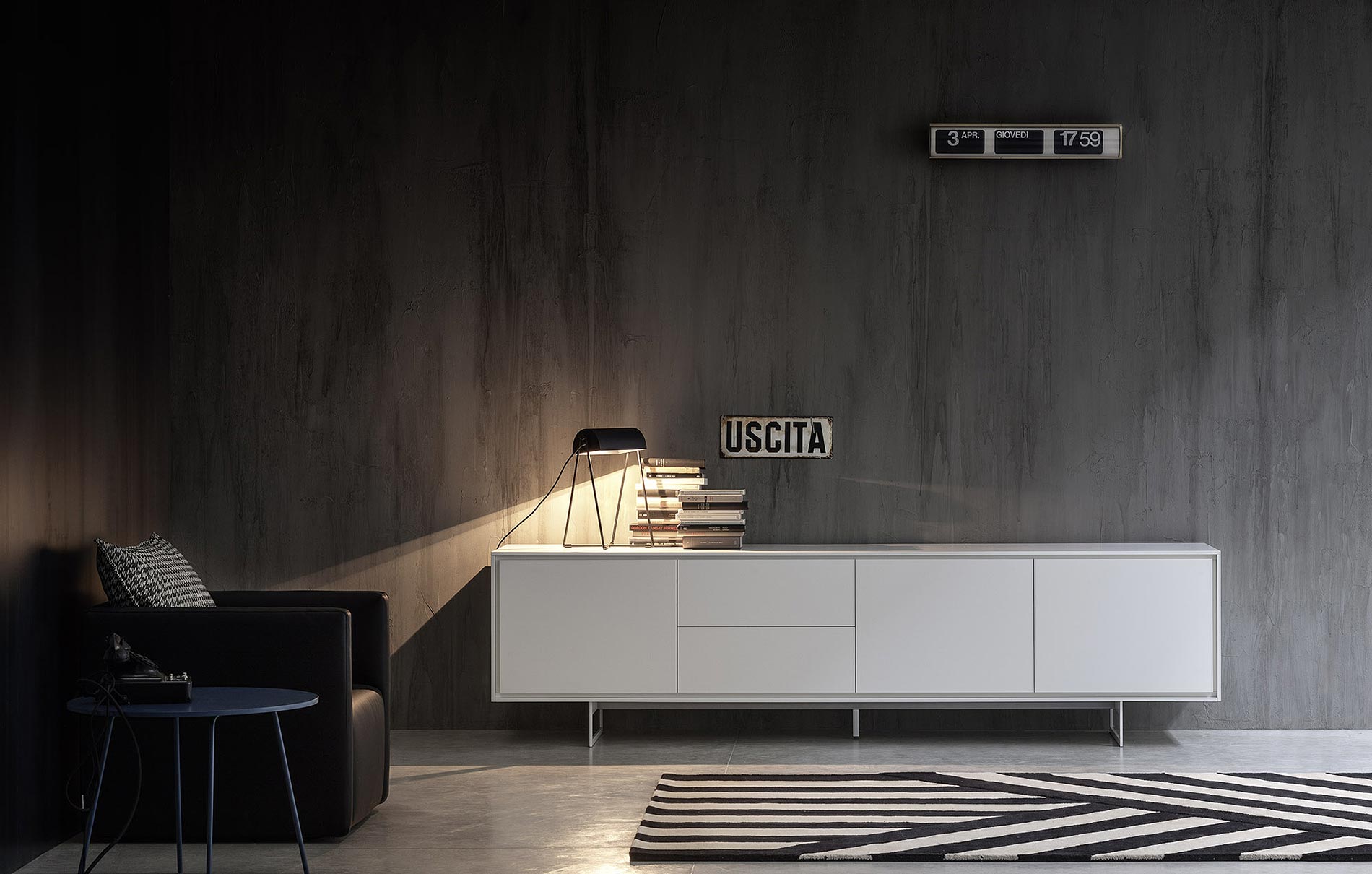 sideboard blanc mat sur pieds