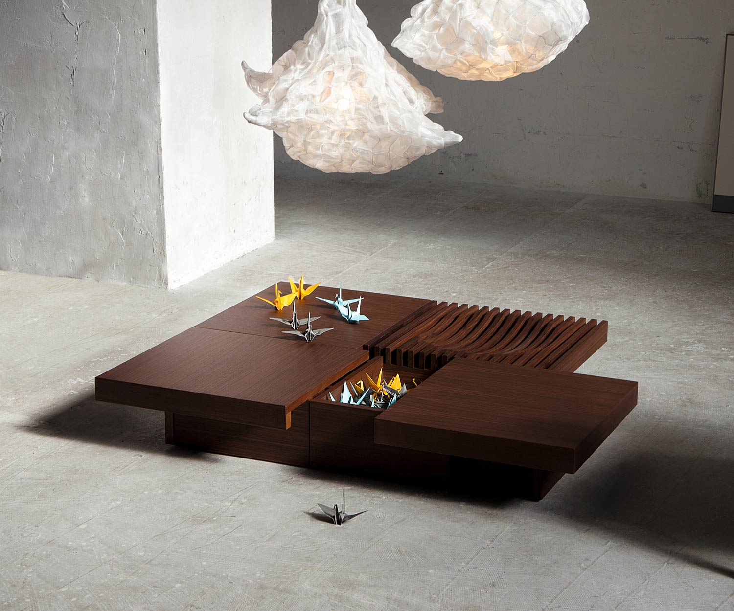 Table basse design exclusive Conde House Barringer avec compartiment ouvert caché Table basse design exclusive Conde House Barringer avec compartiment ouvert caché