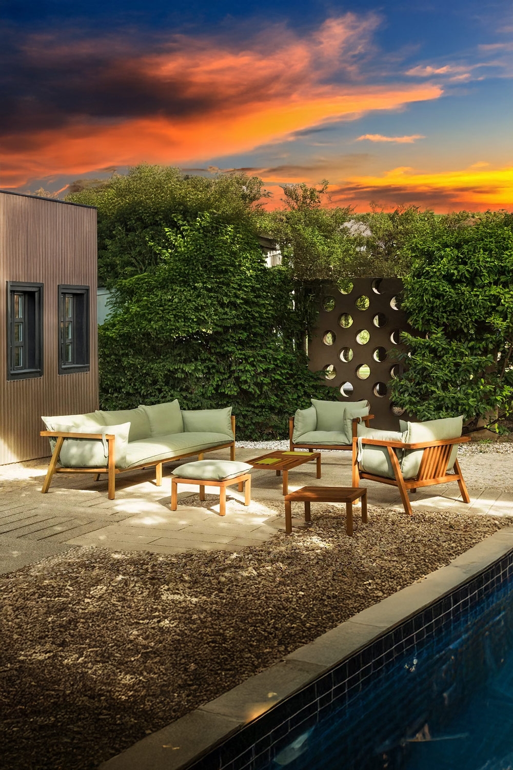 terrasse-m&eacute;diterran&eacute;enne-avec-meubles-de-jardin-au-design-uniforme