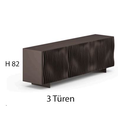 3 Türen B 222,8 cm | H 82 cm | Füße H 10 cm