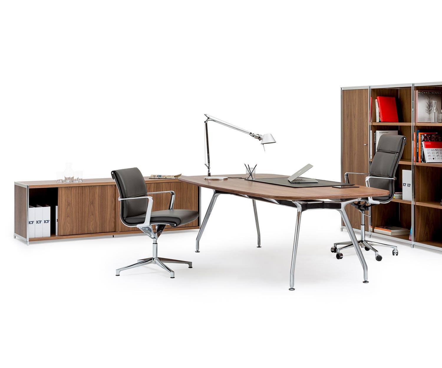 ICF Unitable Manager Aluminium Design Table de travail en noyer ICF Unitable Manager Aluminium Design Table de travail en noyer