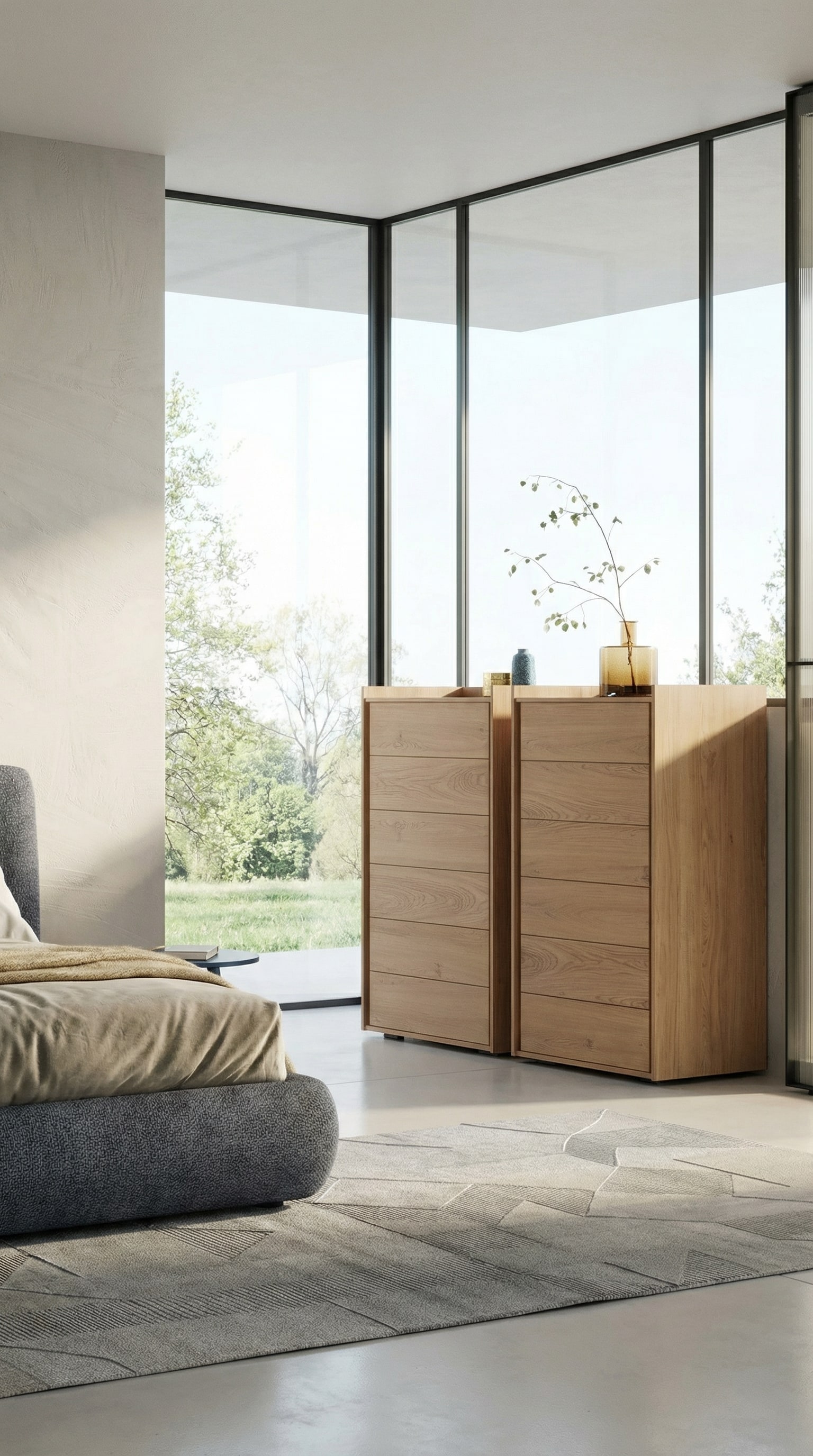 Commode haute lumineuse en bois de ch&ecirc;ne dans une chambre &agrave; coucher au design moderne