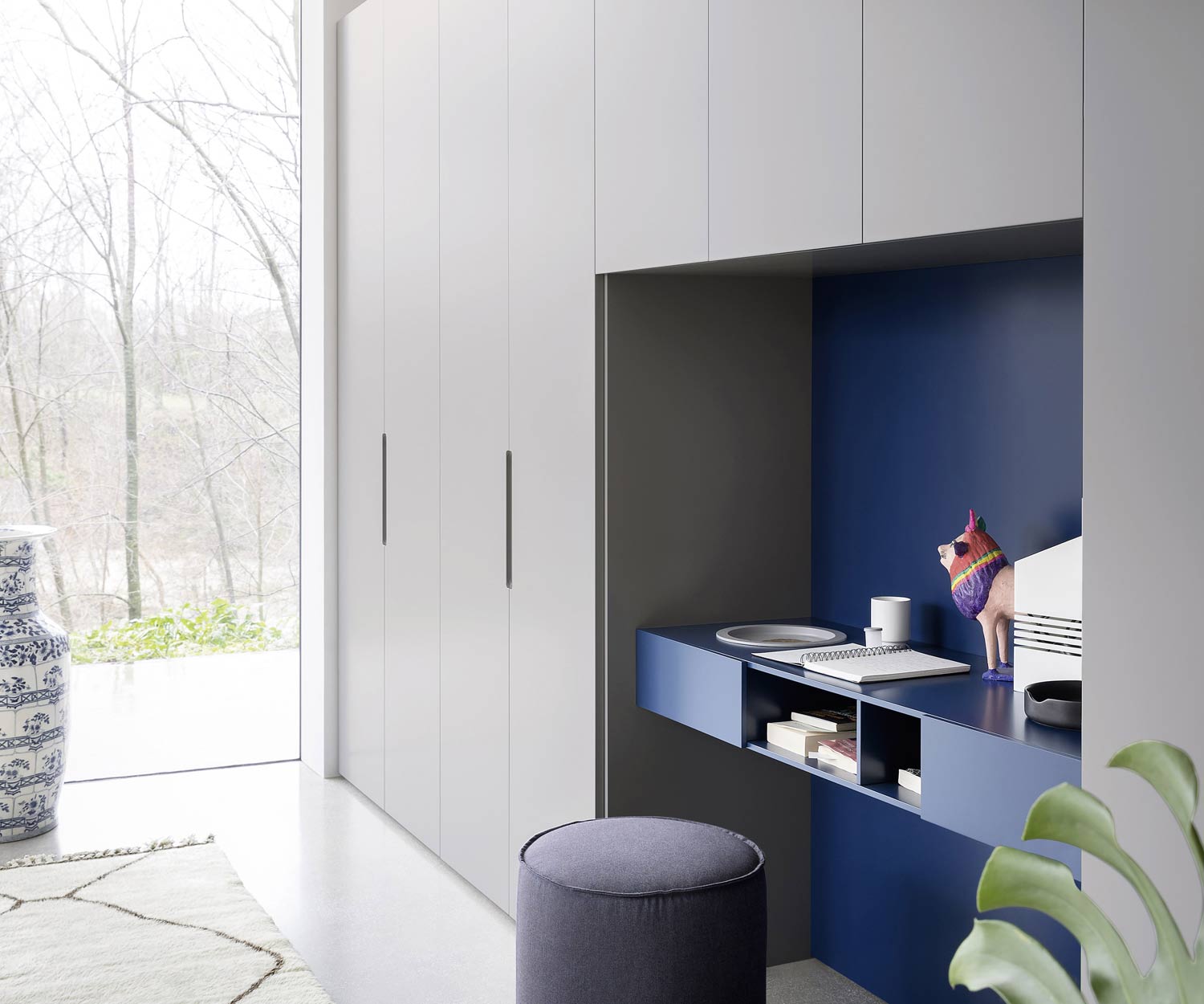 Armoire de chambre d'enfant moderne Vico avec bureau en bleu