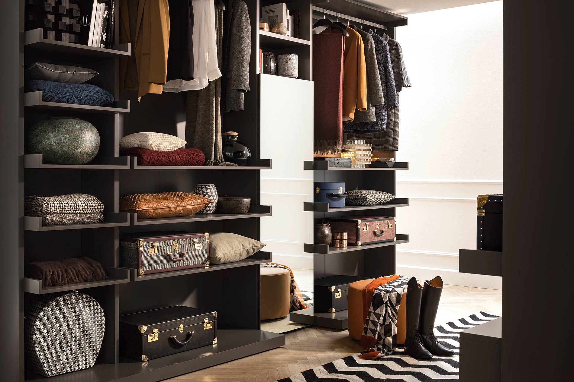 Penderie design sombre de luxe Penderie design sombre de luxe