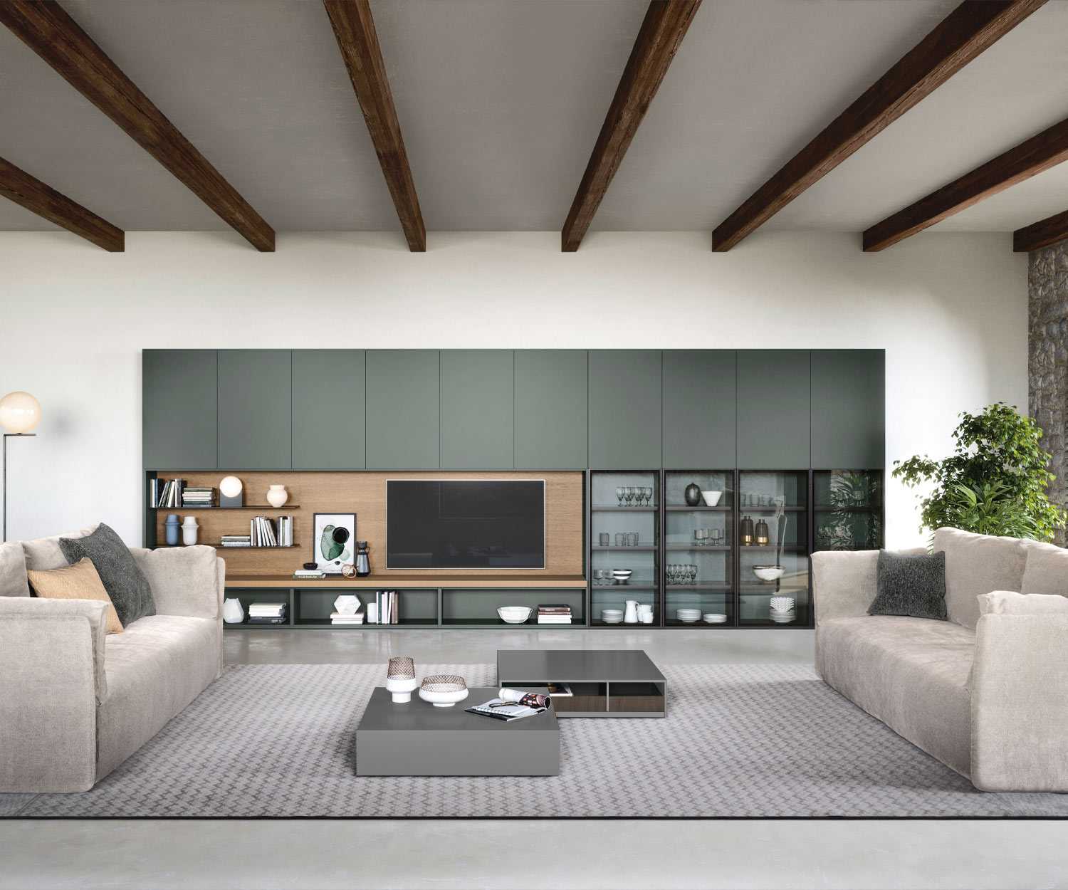Table basse design rectangulaire gris foncé de Novamobili dans le salon