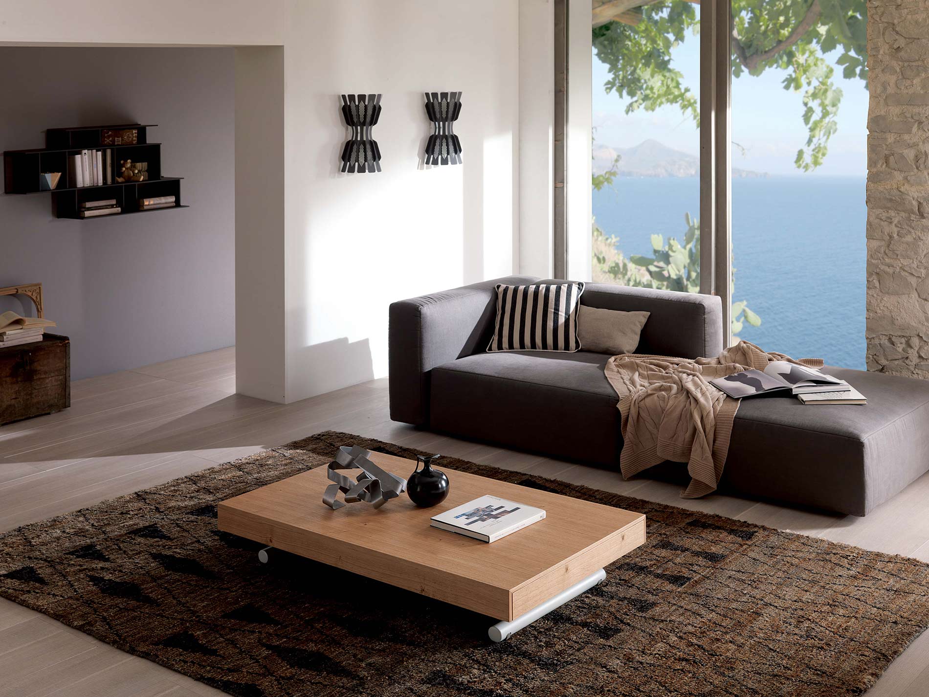Table basse en chêne réglable en hauteur