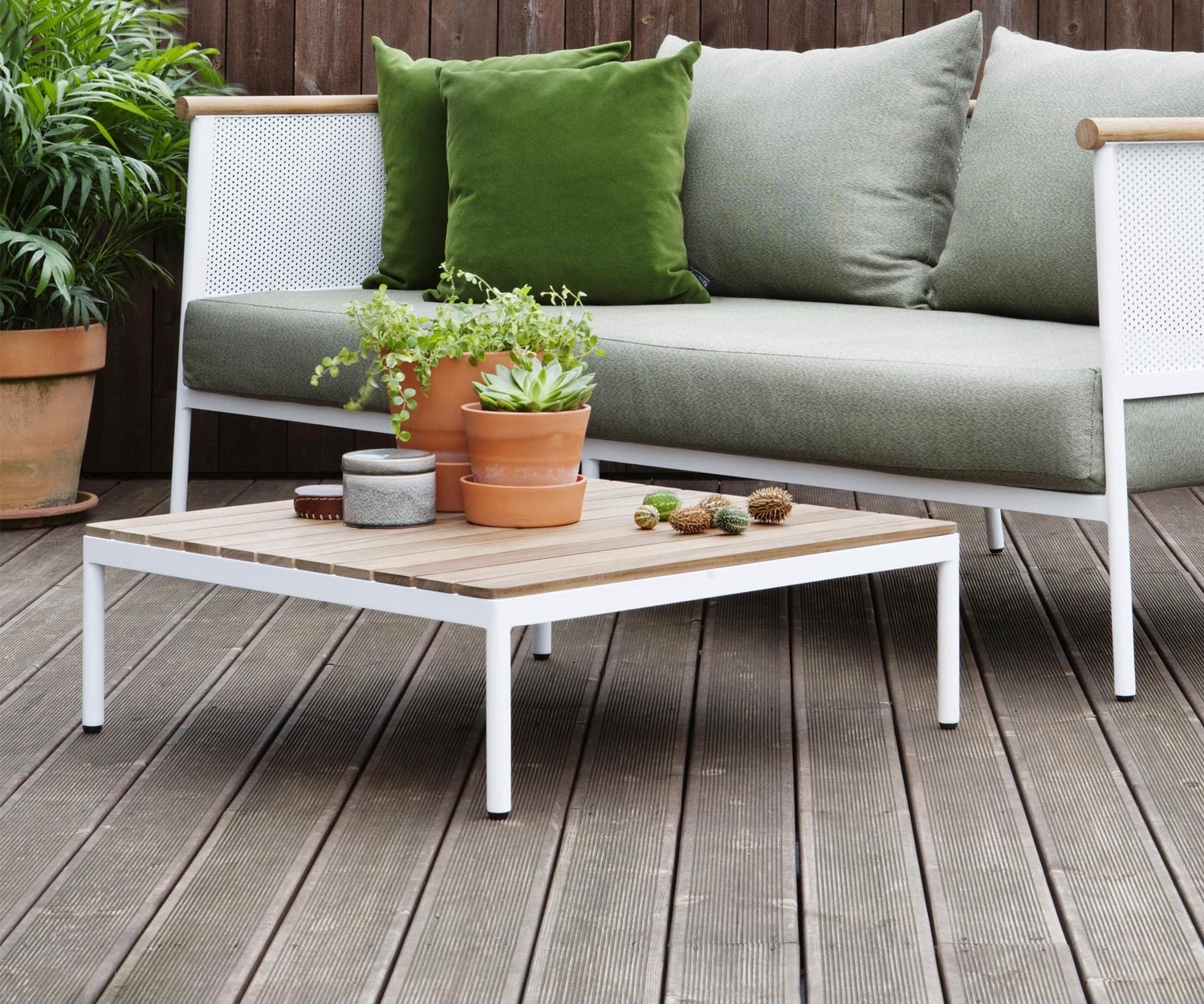 Exclusif Oasiq Table d'appoint Riad Design avec top en teck Exclusif Oasiq Table d'appoint Riad Design avec top en teck
